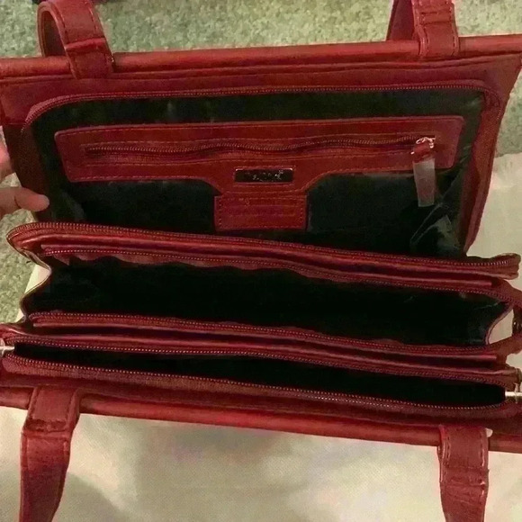 La Diva Burgundy  Purse - Picture 6 of 11